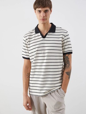 LC Waikiki Siyah Polo Yaka Çizgili Erkek Tişört