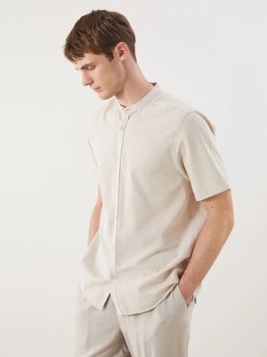 LC Waikiki Bej Relaxed Fit Hakim Yaka Erkek Gömlek