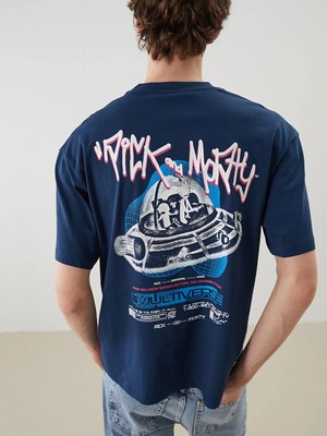 LC Waikiki Indigo Bisiklet Yaka Rick And Morty Baskılı Penye Erkek Tişört
