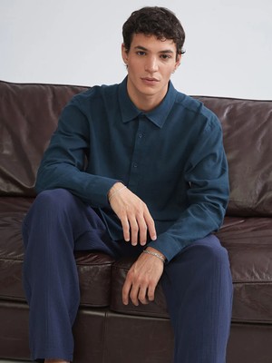 LC Waikiki Petrol Regular Fit Uzun Kollu Keten Görünümlü Erkek Gömlek