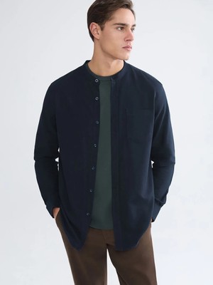 LC Waikiki Lacivert Regular Fit Hakim Yaka Uzun Kollu Erkek Gömlek