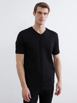 LC Waikiki Siyah V Yaka Penye Erkek Tişört