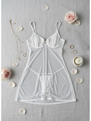 Çeyize Dair Herşey Vespera Arka Bağlama Detaylı Beyaz Tül Gecelik