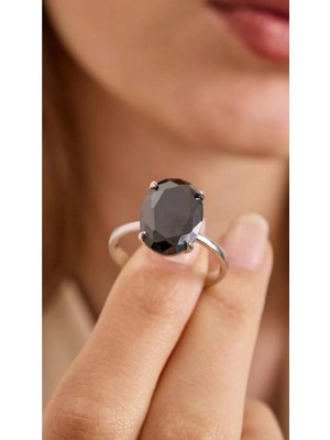 Wind Silver Siyah Taşlı 3 Karat Ayarlı Yüzük 925 Ayar