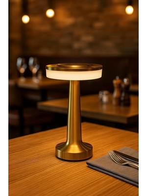 Braventa Collection Girit Gold Şarjlı Dokunmatik Masa Lambası – 3 Renk Modu (6500K/3200K/AMBER), Dimlenebilir, Type-C Ka