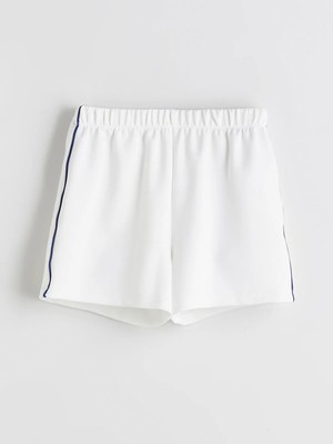 Lc Waikiki Yeni Sezon Beli Lastikli Kız Çocuk Şort