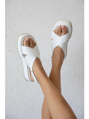 Straswans Mateo Kadın Günlük Deri Sandalet Beyaz