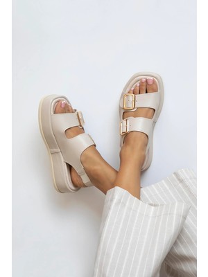 Straswans Renato Kadın Toka Detay Günlük Deri Sandalet Bej