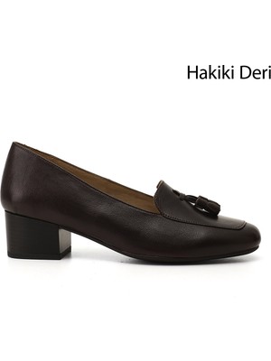 GÖNDERİ Kadın Kahve Antik  Küt Burun Kısa Kalın Topuklu Hakiki Deri Ayakkabı