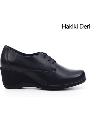 GÖNDERİ Kadın Lacivert  Bağcıklı Dolgu Taban Hakiki Deri Ayakkabı