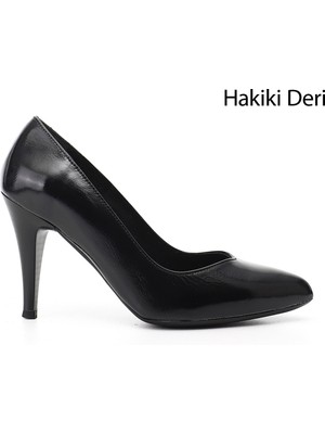 GÖNDERİ Kadın Siyah Rugan  Sivri Burun İnce Topuklu Hakiki Deri Stiletto