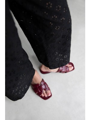 Straswans Huxx  Kadın Tek Bant  Günlük Parlak Deri  Terlik Bordo