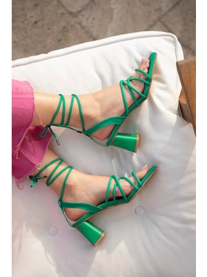 Straswans Venice Kadın Topuklu Küt Burun Kumaş Sandalet Yeşil
