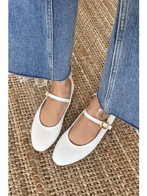 Straswans Hollie   Kadın  Kemer  Detay  Deri  Babet Beyaz