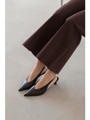 Straswans Alez Kadın Kırışık Deri Topuklu Ayakkabı Kahve