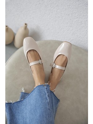 Straswans Berny  Kadın  Kemer  Detay  Rugan  Babet Bej