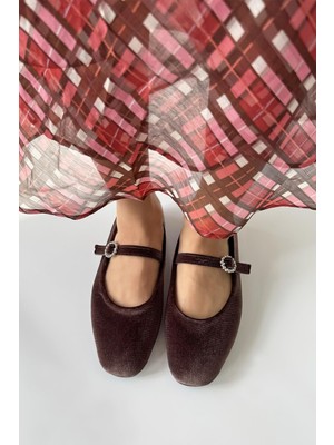 Straswans Berny  Kadın  Kemer  Detay  Kadife  Babet Kahve