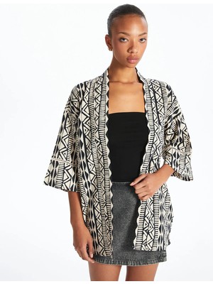 Lc Waikiki Yeni Sezon Şal Yaka Oversize Müslin Kadın Kimono