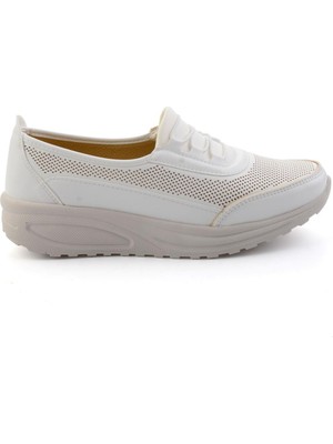 Bambi Soft Beyaz  Kadın Casual Ayakkabı K01536103809