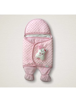 İsmiyle Al Yenidoğan Oyuncaklı Topçikli Kız Erkek Bebek Ayaklı Kundak Bebek Battaniyesi Pembe