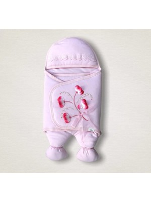 İsmiyle Al Yenidoğan Yapay Çiçek Işlemeli Şapkalı Lüks Kız Bebek Ayaklı Kundak Bebek Battaniyesi Pemb