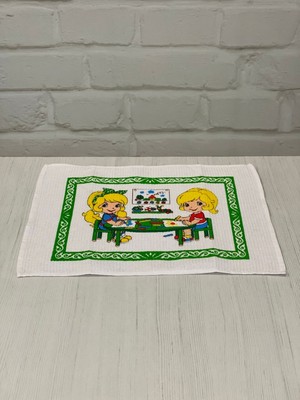 Güzelyüz Avm Yıkanabilir Ilkokul ve Okul Öncesi Beslenme Örtüsü El Bezi Kız Model 35X50 Anasınıfı Yemek Bezi