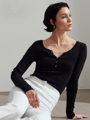 Dilvin 32699 %100 Pamuk Düğme Detaylı Top-Siyah