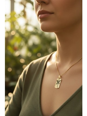 Medo E-Konsept 🪽✨ Yusufçuk Motifli Altın Kaplama Çelik Künye Kolye | Zarif ve Modern Tasarım