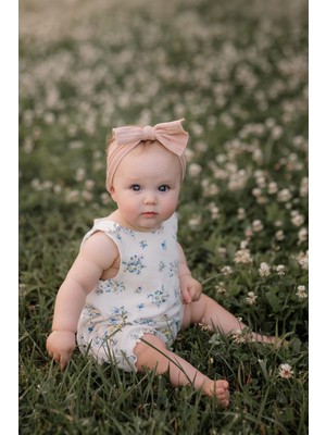 Antebies Bambu Sustainable Minik Çiçekler Desenli Omuzda Çıtçıtlı Kolsuz Şortlu Balon Kız Bebek Tulum