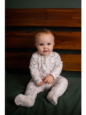 Antebies Organik Gots Sertifikalı Pembe Kurdele Bahçesi Desenli Çıtçıtlı Uzun Kollu Kız Bebek Patikli Tulum