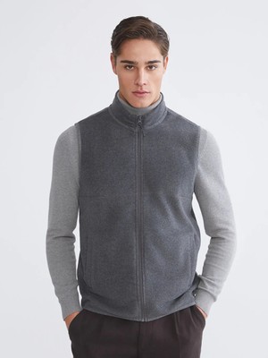 LC Waikiki Gri Rahat Kalıp Dik Yaka Erkek Yelek