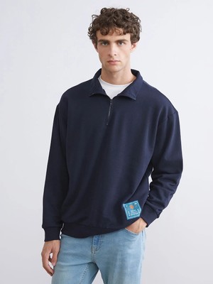 LC Waikiki Lacivert Dik Yaka Baskılı Erkek Kalın Sweatshirt