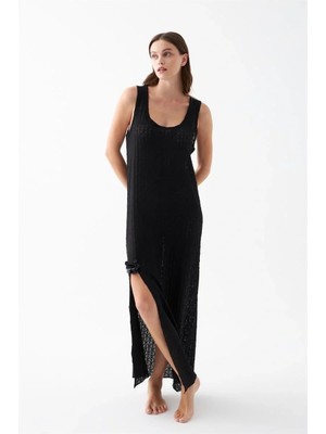 İlk El Grup Ieg™ Kadın Siyah Dantel Dokulu Yırtmaçlı Uzun Gecelik – Zarif ve Rahat Uyku Geceliği