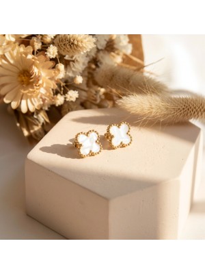 Lykos Çelik Gold Renk Beyaz Minelik Yonca Model Kadın Küpe