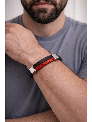 Herşey Nota Crimson Edge Hakiki Deri Erkek Bileklik – Kırmızı Örgü Detaylı Çelik KILIT-50-548