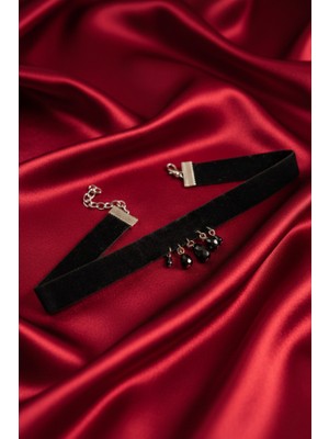 Siyah Kadife Choker Boyunluk - Damla Taşlı Gotik Kolye - 5'li Kristal Sallantılı Estetik Takı
