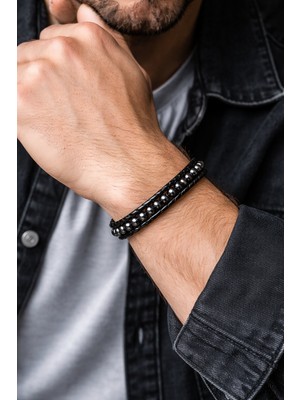 Herşey Nota Çift Sıra Hematit Boncuklu Hakiki Deri Erkek Bileklik – Çelik Kilitli Siyah TASARIM-50-542
