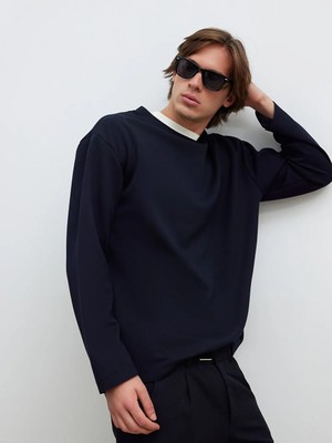 LC Waikiki Lacivert Bisiklet Yaka Erkek Sweatshirt