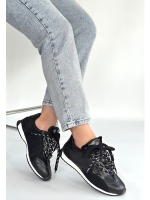 Zerenyus ZRNE-009 Premium Siyah Bağcıklı Paraşüt Detaylı Kadın Sneaker