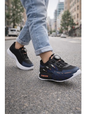 Minibonito Erkek Çocuk Tek Hareketle Sıkılan Mekanizma Bağcıklı Ayakkabı