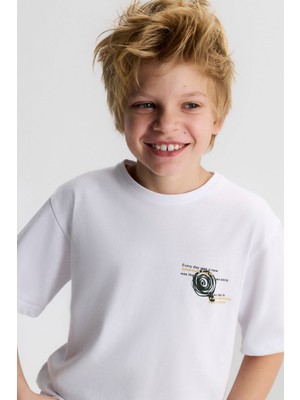 Nk Erkek Çocuk Run Tshirt 8-14 Yaş Beyaz