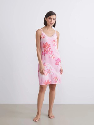 Lc Waikiki Yeni Sezon V Yaka Çiçekli Kadın Gecelik