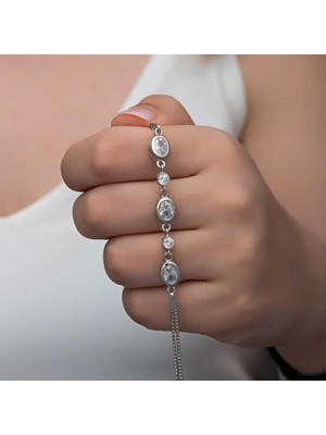 Tienda Elegante Gümüş Oval Taşlı Kadın Bileklik
