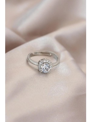 Prativas Ayarlamalı Gümüş Renk Metal Zirkon ve Kristal Taşlı Oval Model Yüzük – PRT3500EB04980