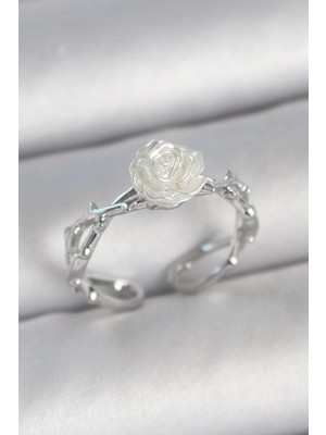 Prativas Pirinç Gümüş Renk Beyaz Gül Model Ayarlanabilir Kadın Yüzük – PRT3500EB05491