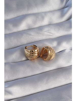 Aesco Pirinç Gold Renk Tırtıklı Minimal Bombeli Tasarım Küpe - Lisinya