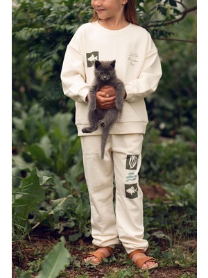 Antebies Pamuk, Sustainable, Krem Doodle Baskılı  Erkek Çocuk Sweatshirt Eşofman Takımı