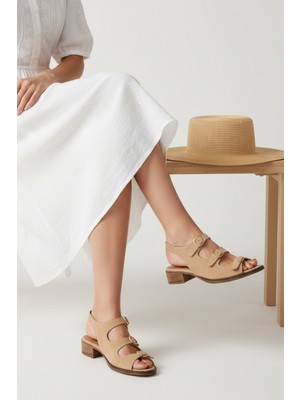 Albini 26108623Y Kadın Deri Sandalet