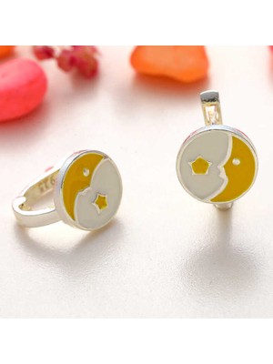 Tienda Elegante Gümüş Ay Yıldız Çocuk Küpesi