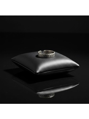 Ölçüsüzörgüdesenli Gümüşyüzük